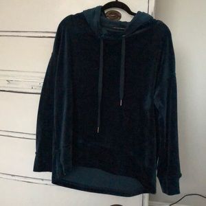 Size L Harlowe & Graham Plush Velvet Hoodie
